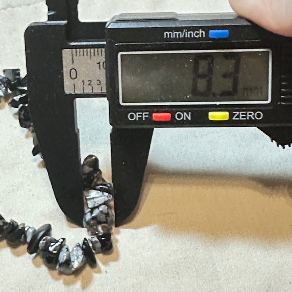 Snowflake Obsidian genuine Stone chips, stretchy bracelet. Various stone sizes. - Picture 14 of 14